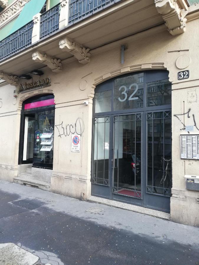 Al 32 Apartment ミラノ エクステリア 写真